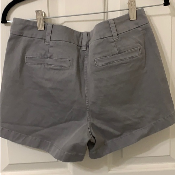 J Crew Short - Picture 3 of 3